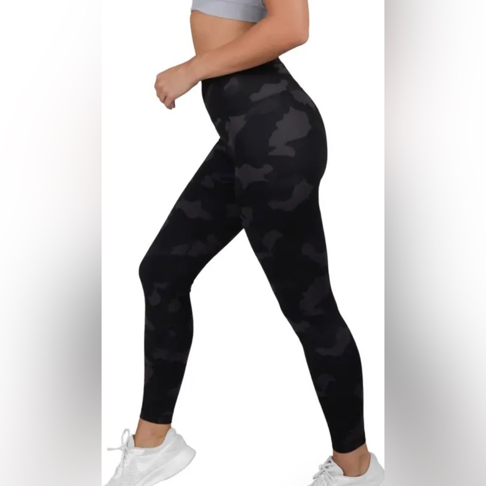 Camo leggings for teen girls